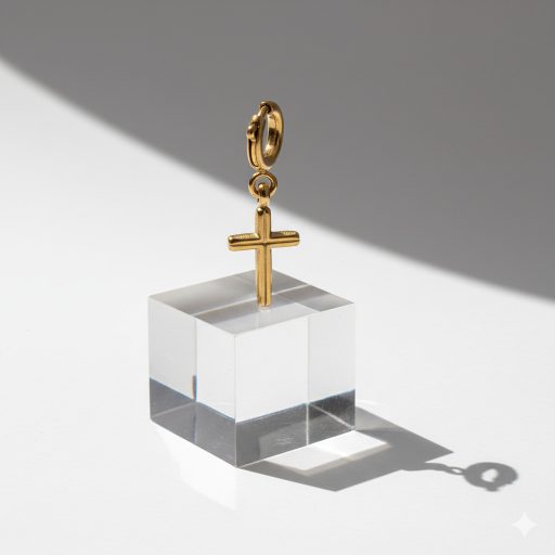 Kereszt charm, arnyozott