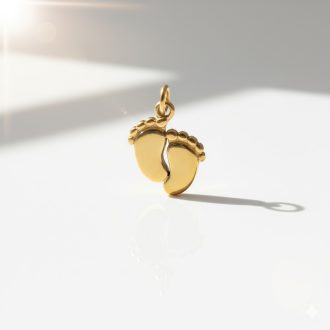 Baba Talpacskák charm, aranyozott